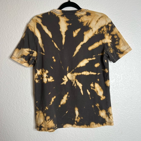 DIY Bleach Dyed Gap Nirvana Graphic Tee - Picture 4 of 8